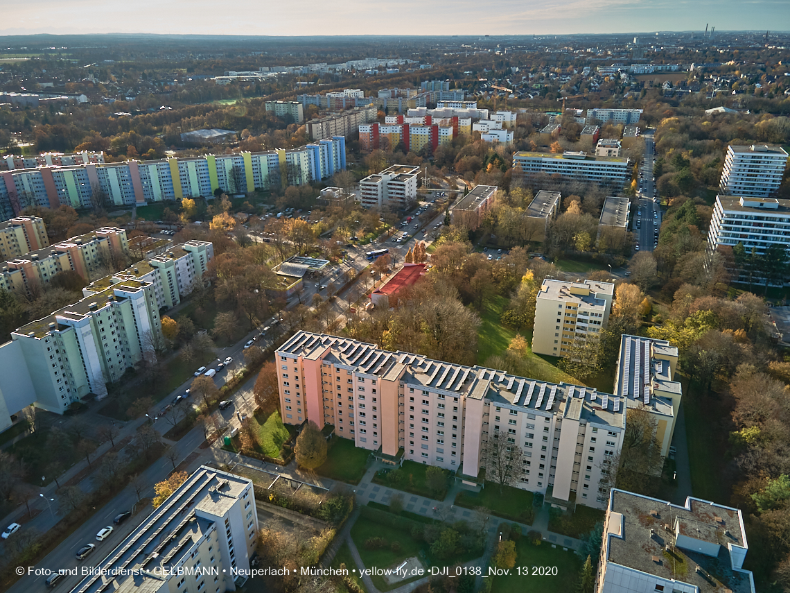 13.11.2020 - der Ostpark mit See und Biergarten in Neuperlach